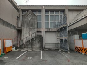 LINE_ALBUM_東野公民館仮設足場設置完了_230314